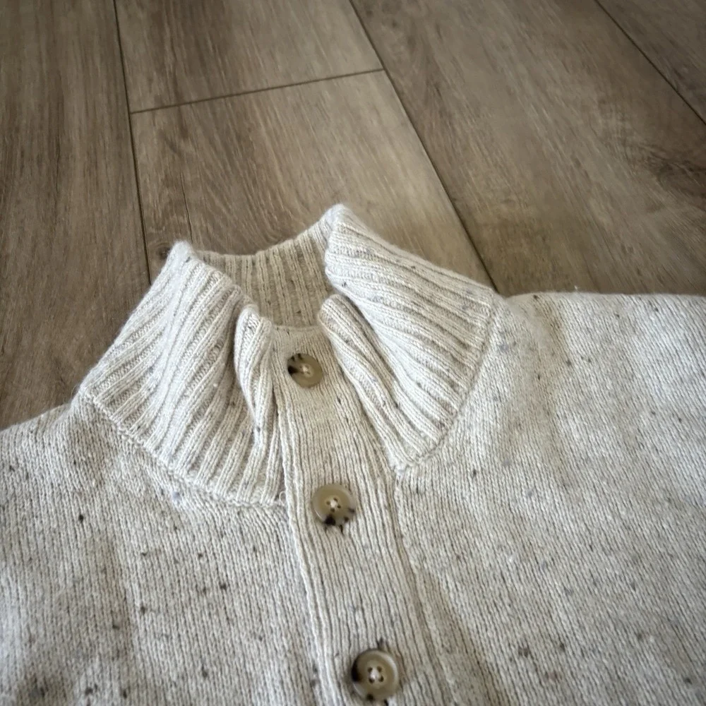 Lucky Brand Sweater Men's 3 Button Size Large Collar Cream Mock Neck Pockets‎